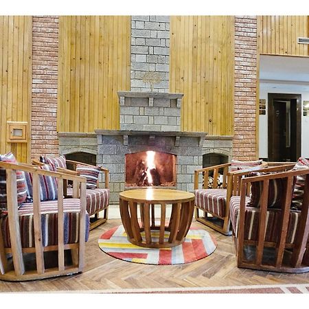The Walnut Creek Pahalgam Hotel ภายนอก รูปภาพ