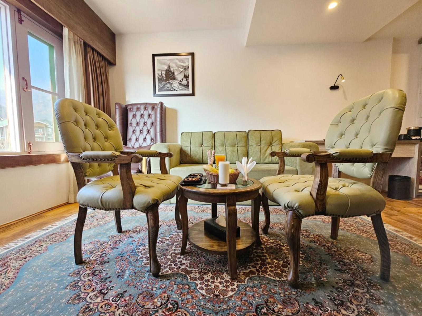 The Walnut Creek Pahalgam Hotel ภายนอก รูปภาพ